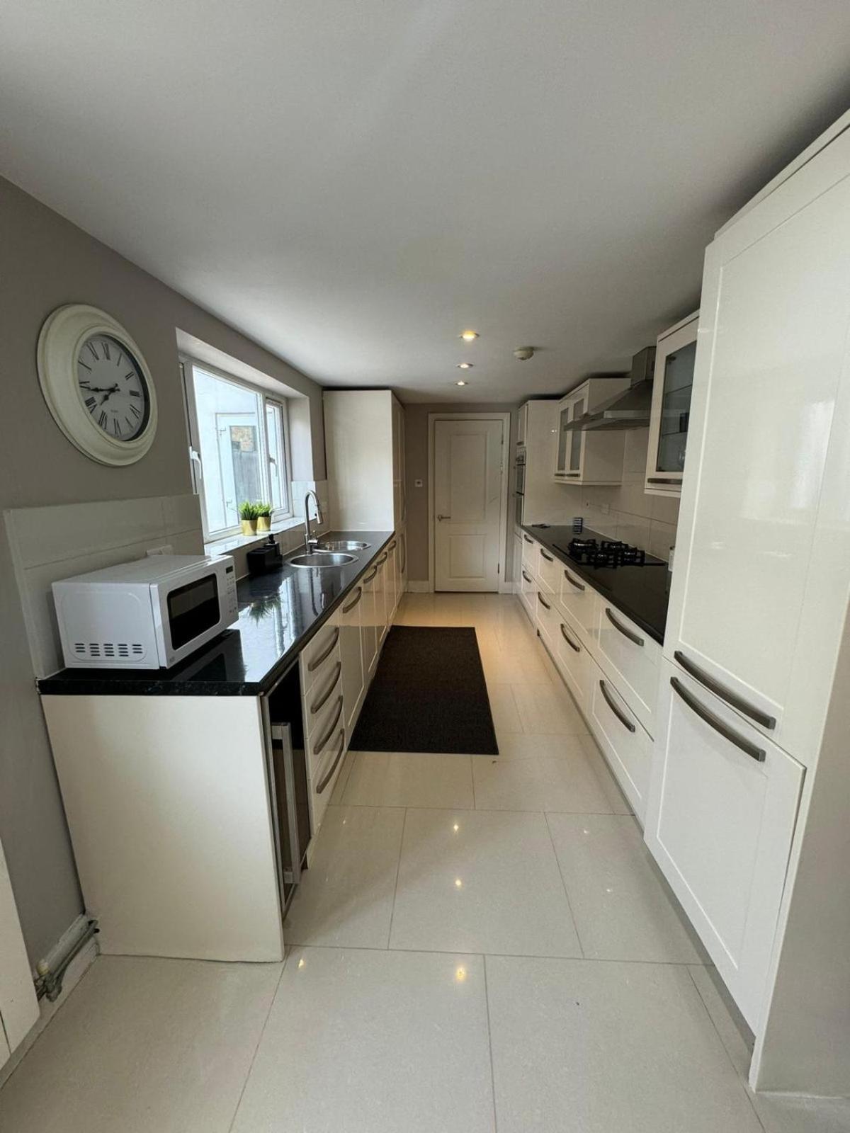 Brentford Guest Rooms Zewnętrze zdjęcie