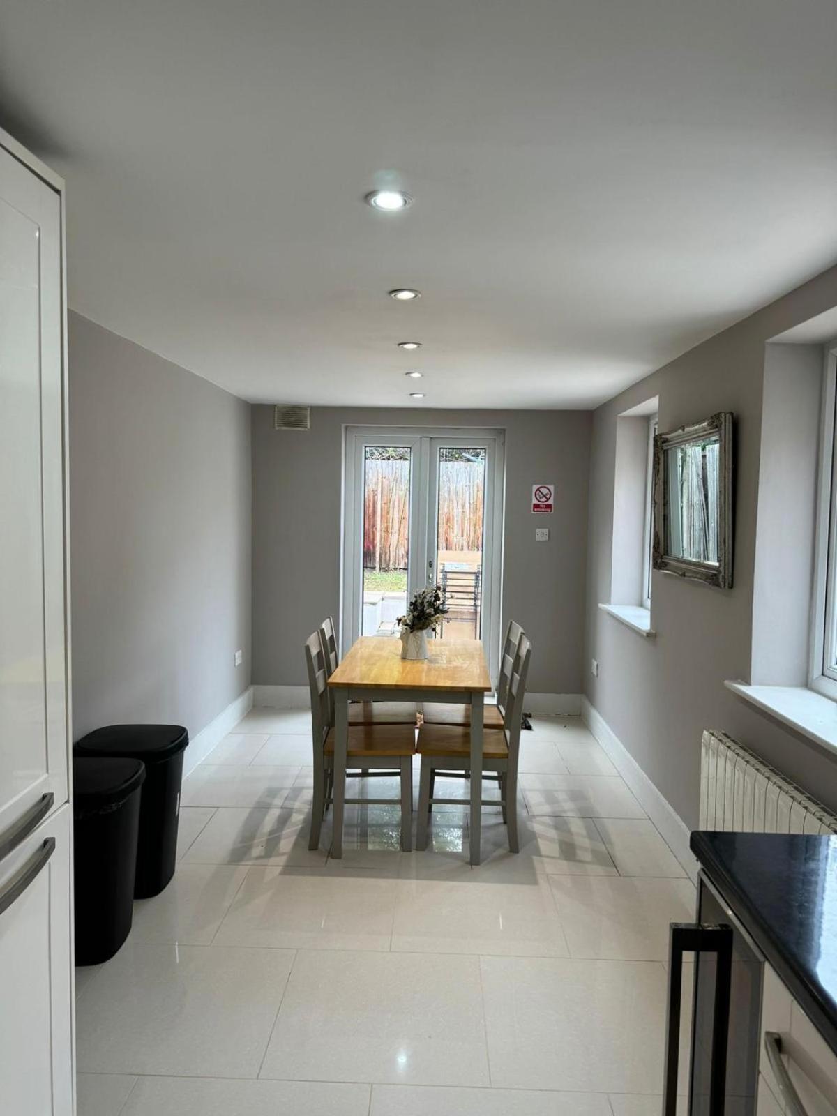 Brentford Guest Rooms Zewnętrze zdjęcie
