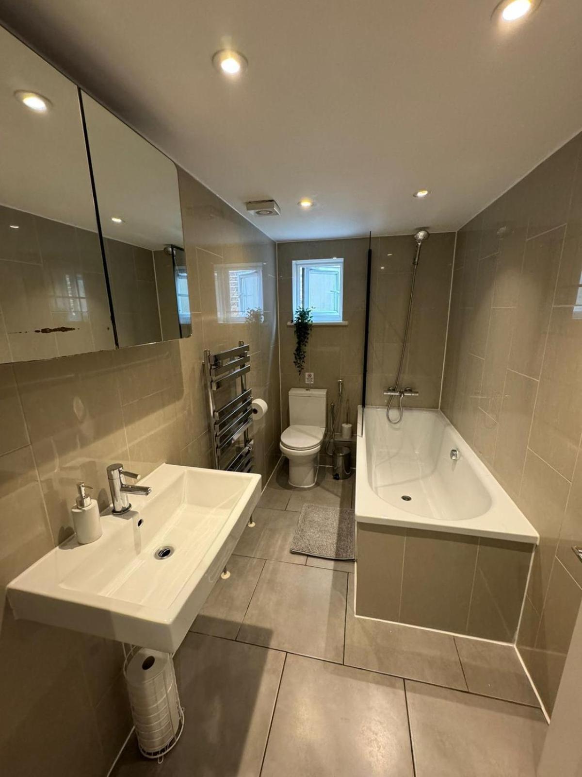 Brentford Guest Rooms Zewnętrze zdjęcie