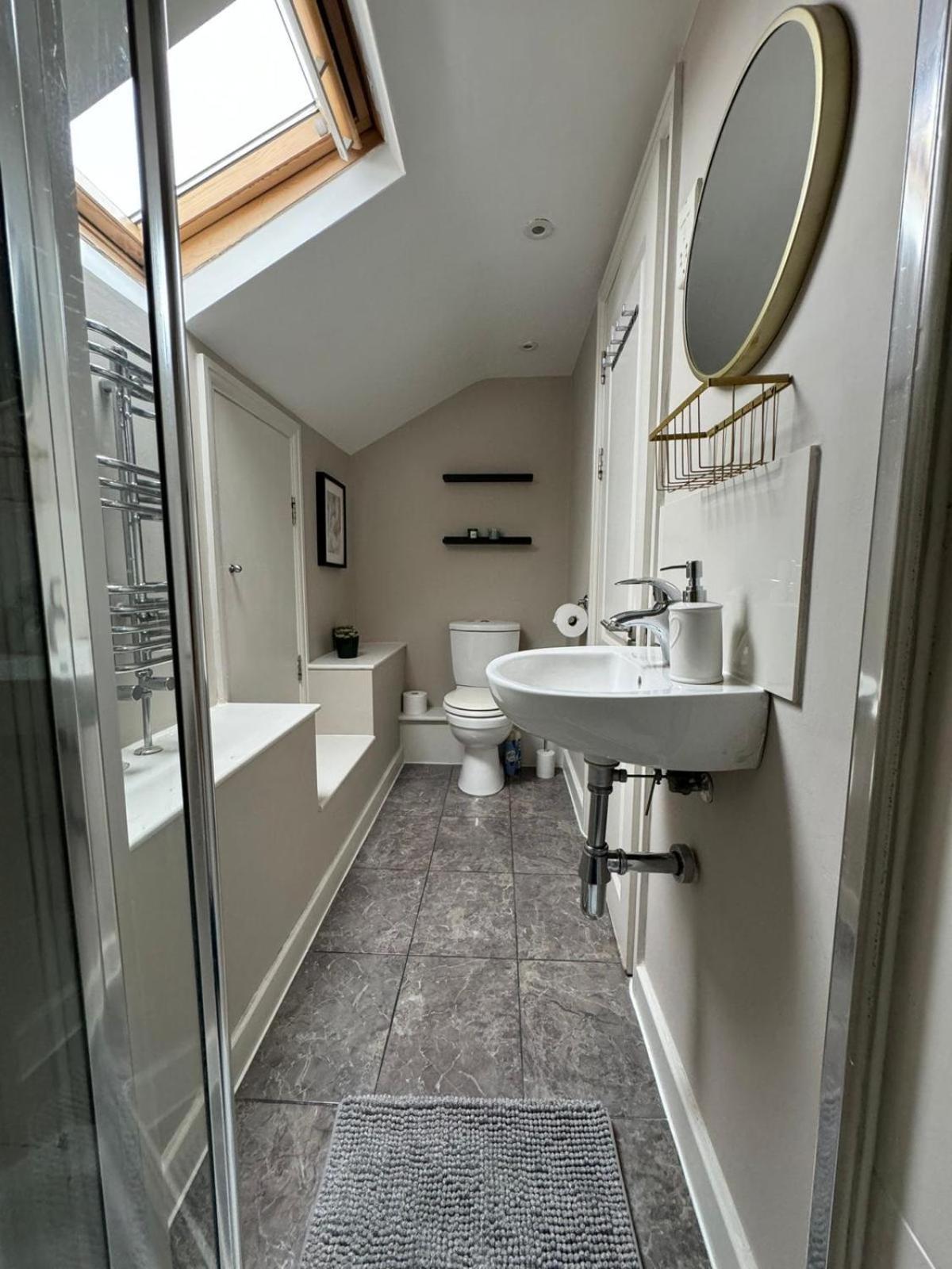 Brentford Guest Rooms Zewnętrze zdjęcie